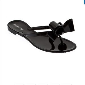 Black Bow Jelly Sandals by Dizzy; size 39; new